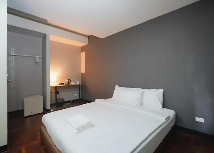 Xx Go Silom Road -bts Saint Louis Appartement *